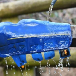 2022 Equilibrium Equi-Chaps Close Contact Chaps EQB1200 - Navy / Yellow -Equestrian Clothing Sales 1847 202220Equilibrium20Equi Chaps20Close20Contact20Chaps20EQB120020 20Navy20Yellow20Close20Up202.700x700