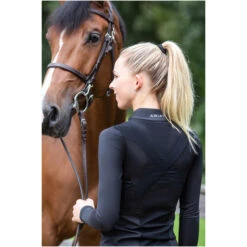 2022 Ariat Womens Ascent 1/4 Zip Long Sleeve Baselayer 10039197 - Black -Equestrian Clothing Sales 4125 S21 WMS ENGL Germany AE G5A9012 RTL.700x700
