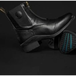 2022 Mountain Horse Womens Veganza Zip Paddock 010810100io - Black -Equestrian Clothing Sales 4361 veganza20front20zip20paddock bl.700x700