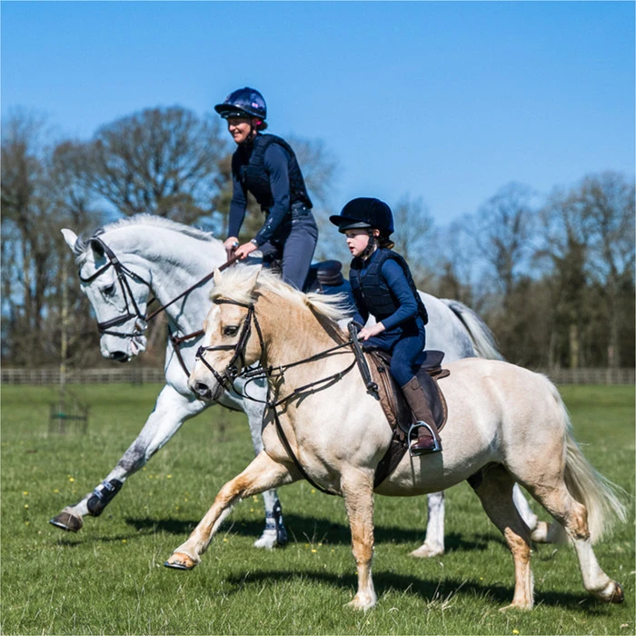 2023 Racesafe Childrens Motion 3.0 Body Protector M3Y - Navy 11 2023 Racesafe Childrens Motion 3.0 Body Protector M3Y - Navy - Image 9