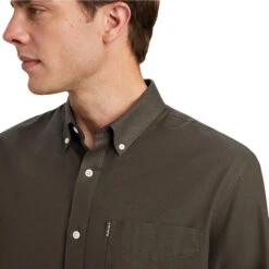 2023 Ariat Mens Clement Shirt 10042099 - Earth Heather 9 2023 Ariat Mens Clement Shirt 10042099 - Earth Heather -Equestrian Clothing Sales 6525 202320Ariat20Mens20Clement20Shirt201004209920 20Earth20Heather20Close20Up.700x700