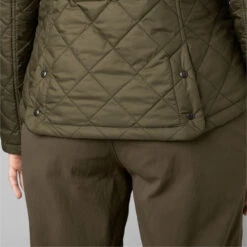 2023 Harkila Womens Ailsa Quilt Jacket 100124329 - Willow Green -Equestrian Clothing Sales 6685 202320Harkila20Womens20Ailsa20Quilt20Jacket2010012432920 20Willow20Green20Close20Up202.700x700