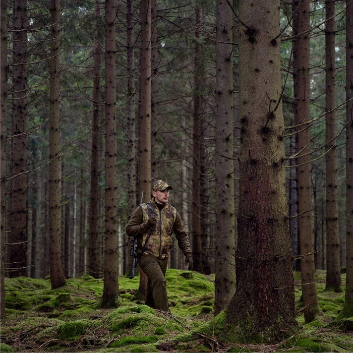 2023 Harkila Mens Deer Stalker Camo Reversible Packable Waistcoat 1201150 - Willow Green / AXIS MSPForest 11 2023 Harkila Mens Deer Stalker Camo Reversible Packable Waistcoat 1201150 - Willow Green / AXIS MSPForest - Image 9