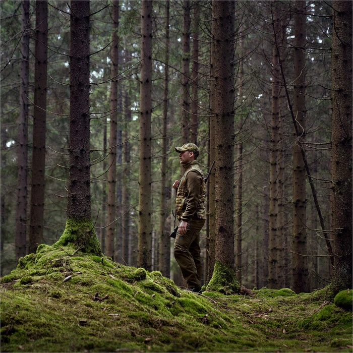 2023 Harkila Mens Deer Stalker Camo Reversible Packable Waistcoat 1201150 - Willow Green / AXIS MSPForest 9 2023 Harkila Mens Deer Stalker Camo Reversible Packable Waistcoat 1201150 - Willow Green / AXIS MSPForest - Image 7