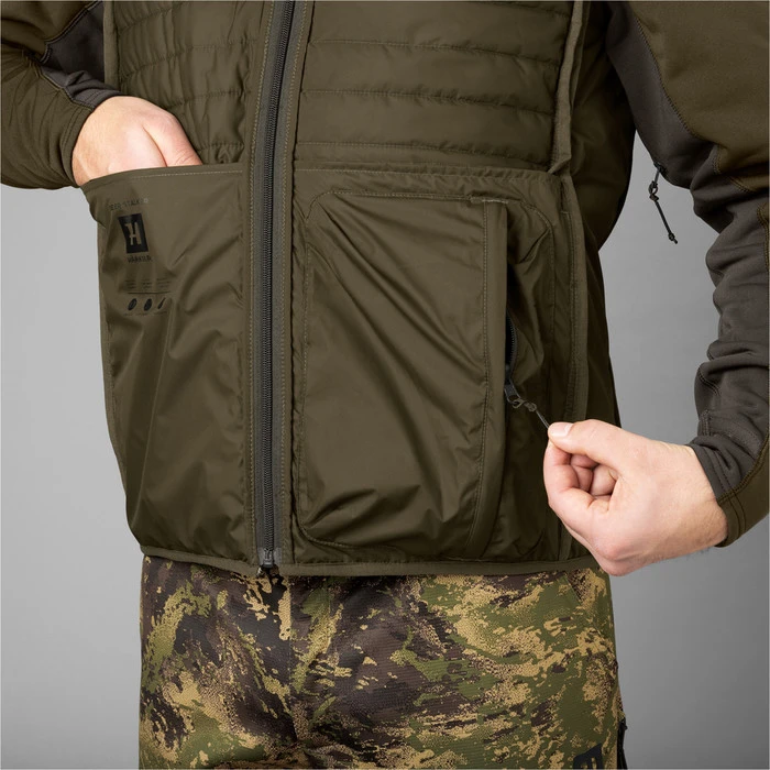 2023 Harkila Mens Deer Stalker Camo Reversible Packable Waistcoat 1201150 - Willow Green / AXIS MSPForest 8 2023 Harkila Mens Deer Stalker Camo Reversible Packable Waistcoat 1201150 - Willow Green / AXIS MSPForest - Image 6