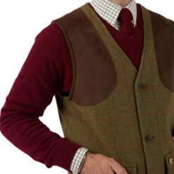 2023 Alan Paine Mens Combrook Tweed Gilet COMGWCT - Sage Colour Sage -Equestrian Clothing Sales 6965 202320Alan20Paine20Mens20Combrook20Tweed20Gilet20COMGWCT20 20Sage204.700x700