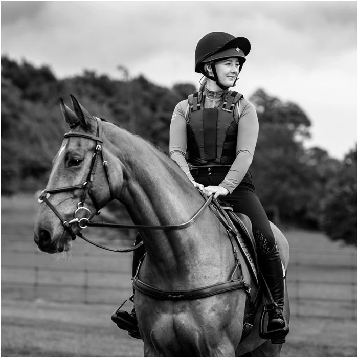 Charles Owen 4 Star Jockey Skull - Silver Colour Silver 4 Charles Owen 4 Star Jockey Skull - Silver Colour Silver - Image 2