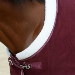 Weatherbeeta Sherpa Fleece Cooler Standard Neck Rug - Maroon / White -Equestrian Clothing Sales Weatherbeeta20Sherpa20Fleece20Cooler20Standard20Neck20Maroon20White20 20fleece20neck.700x700