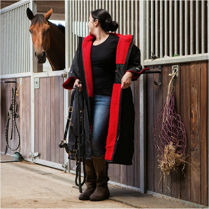 2022 Dryrobe Advance Long Sleeve Premium Outdoor Change Robe LSDADGB - Dark Green / Black 5 2022 Dryrobe Advance Long Sleeve Premium Outdoor Change Robe LSDADGB - Dark Green / Black - Image 3